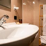 Kır Evi Eremo Della Gasprina La Morra